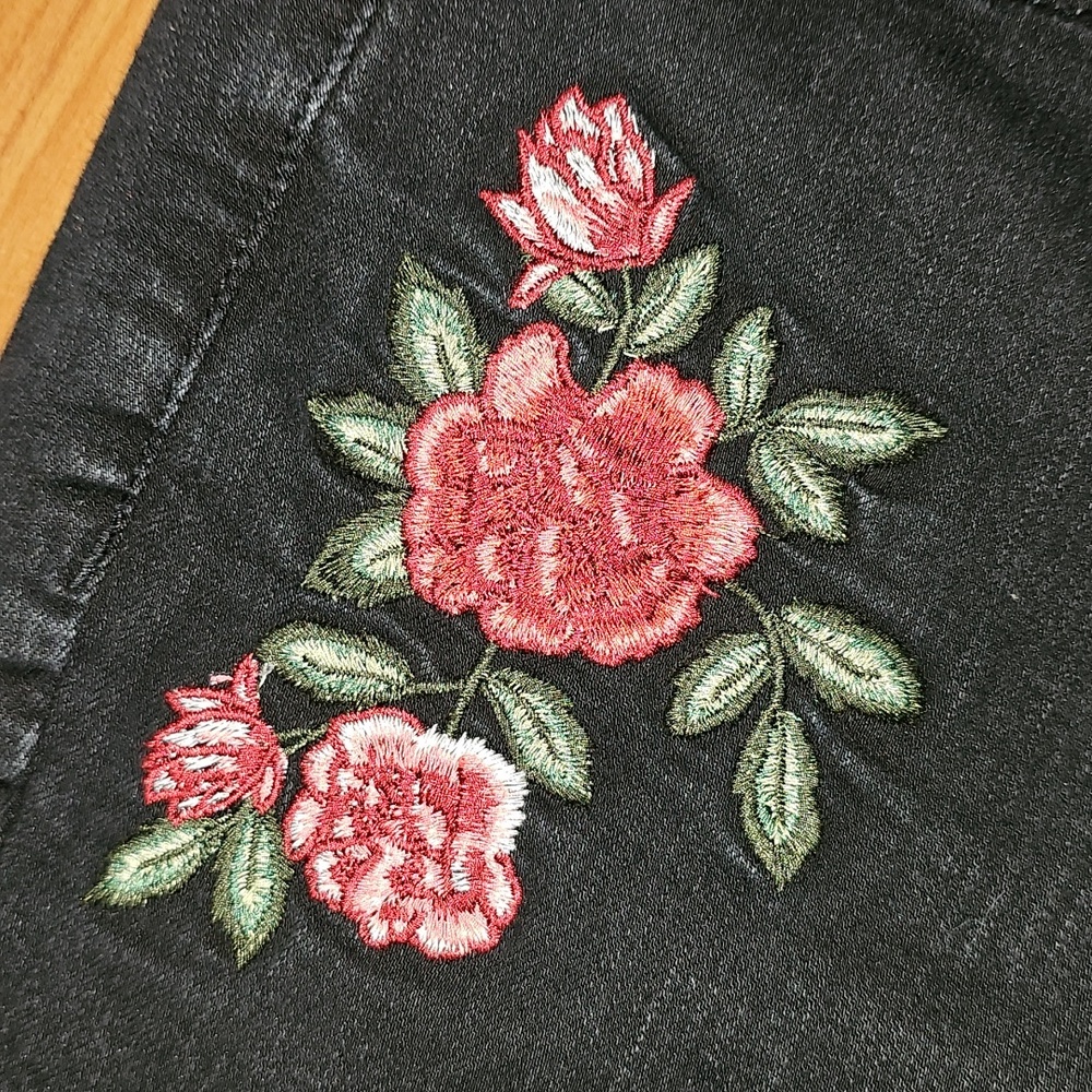 18T Black Women’s Jeans with Red Floral Embroidery - Picture 4 of 14